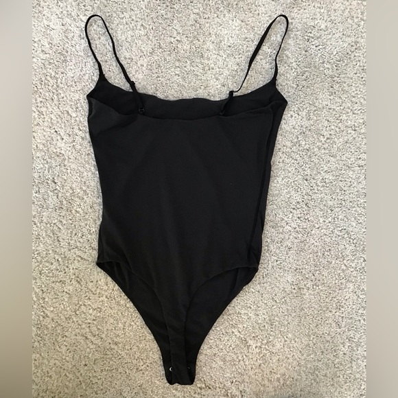 SKIMS Cami Bodysuit | Onyx - Picture 6 of 16